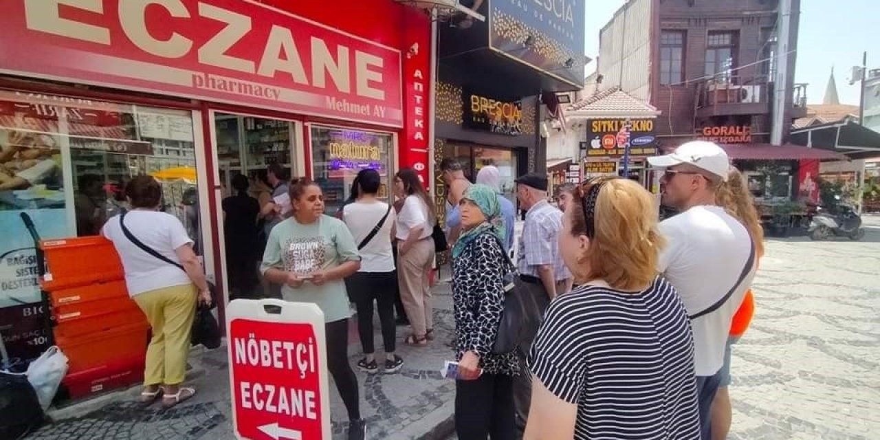 Bulgarlar ilaçlarını Edirne’den alıyor