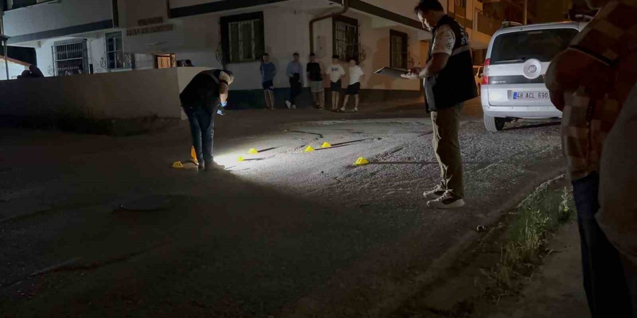 Av tüfeğiyle dehşet yaşattı: 2 yaralı