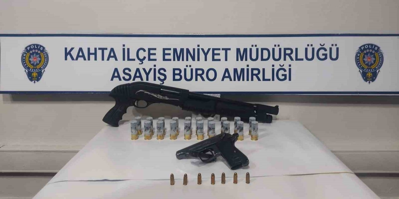 Adıyaman’da asayiş operasyonu: 4 şahıs yakalandı, 5 silah ele geçirildi