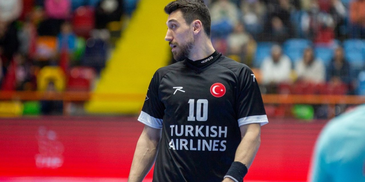 Milli hentbolcu Yakup Yaşar Simsar, CSM Focsani’ye transfer oldu