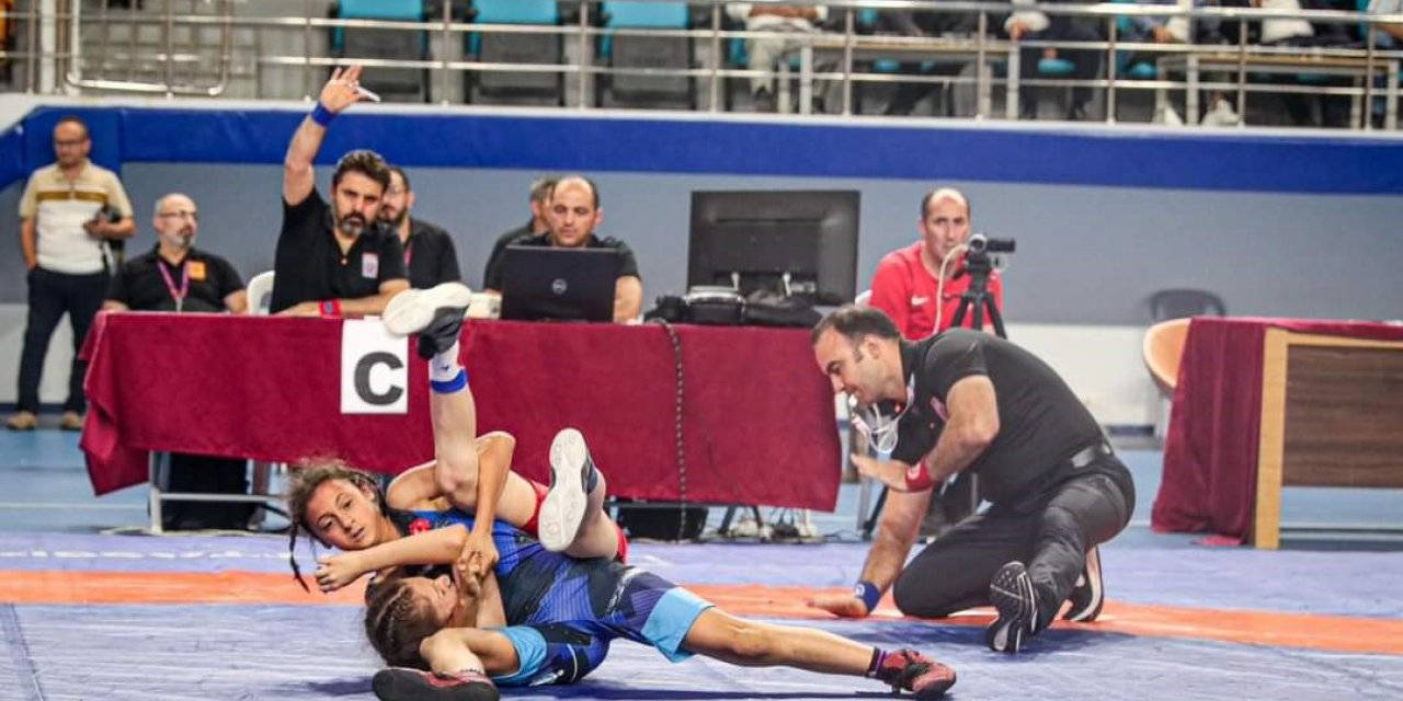 Güreşin Sultanı Şirin KAHRAMAN Türkiye Şampiyonu Oldu