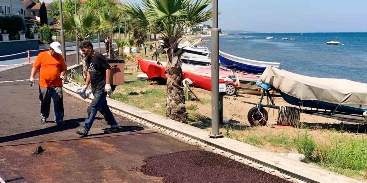 Çiftlikköy sahilinde bozulan kesimler yenilendi
