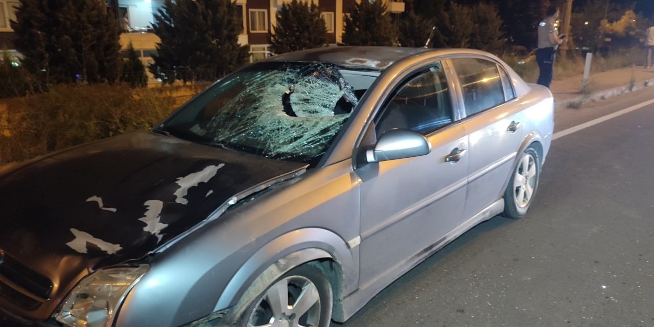 Sakarya’da feci kaza: Otomobilin çarptığı çocuk metrelerce savruldu