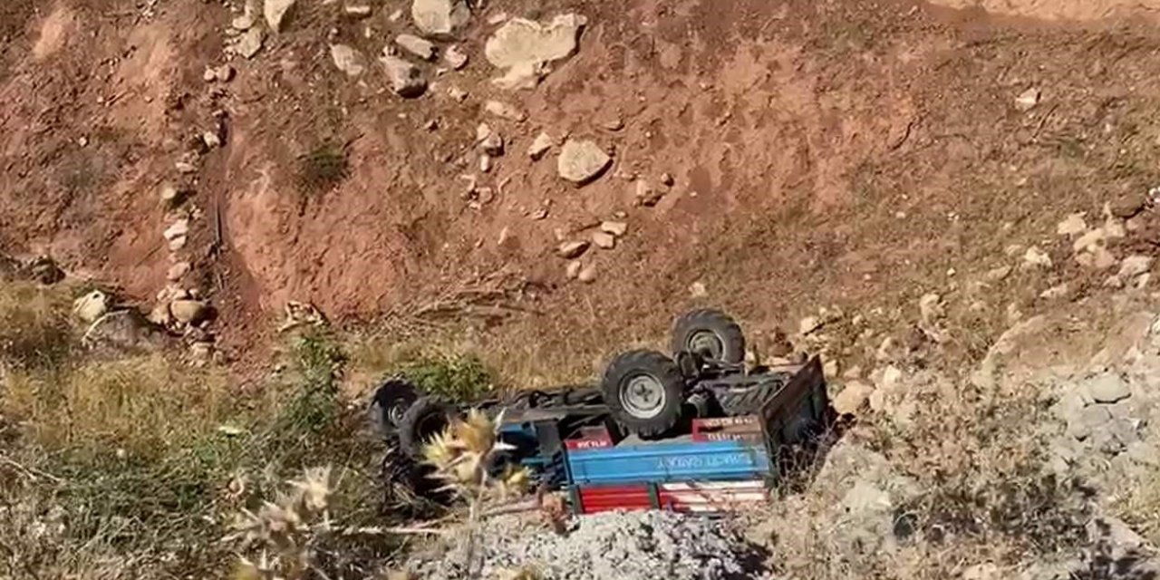 Siirt’te tarım aracı devrildi: 2 yaralı