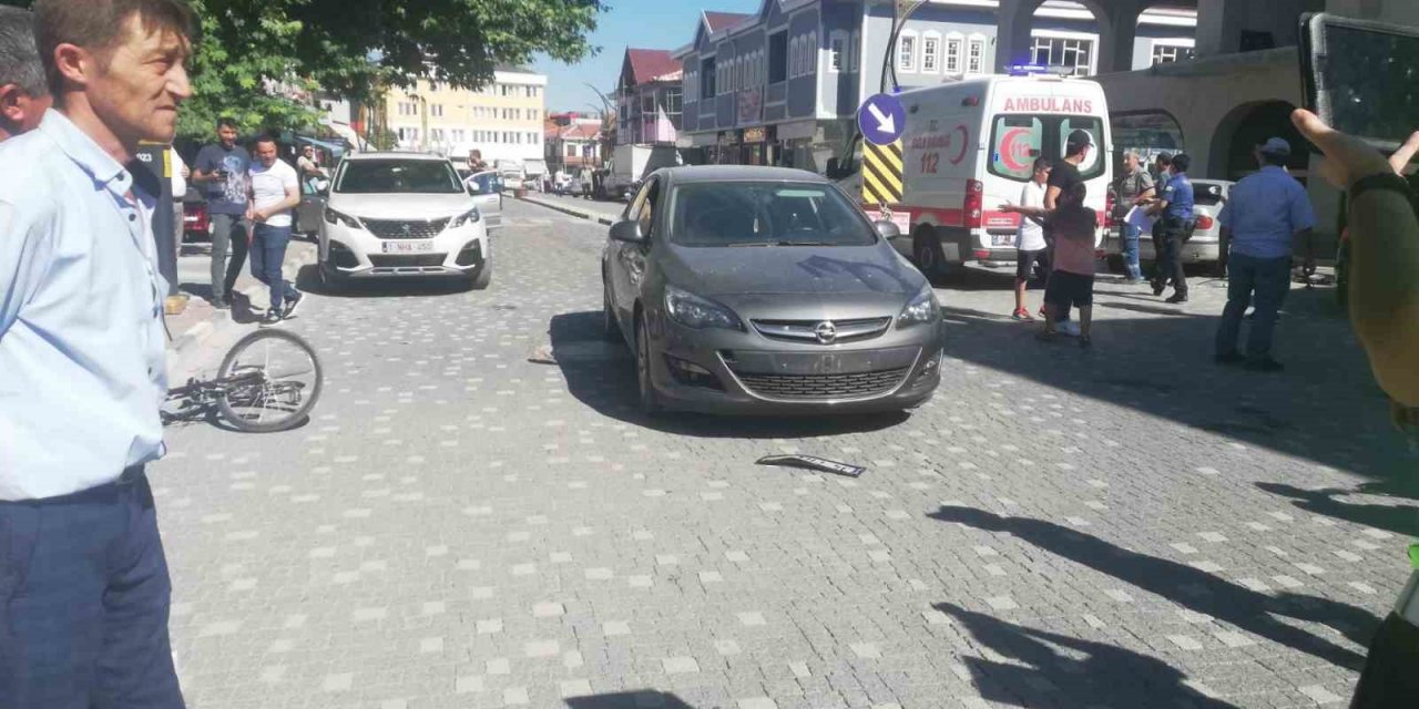 Otomobilin çarptığı bisiklet sürücüsü yaralandı