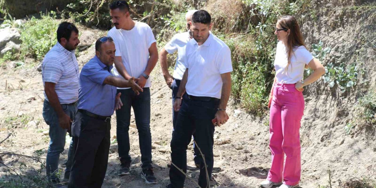 Söke Belediyesi Savuca Deresi’ne el attı