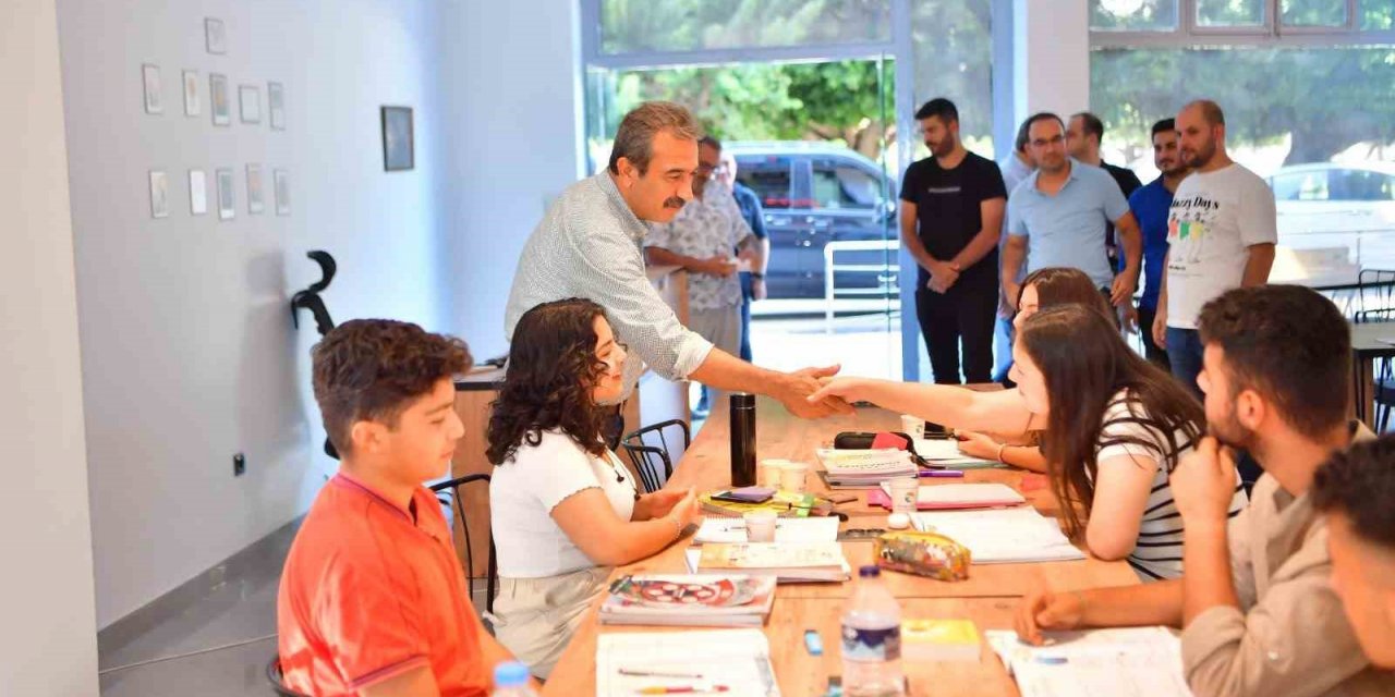 Çukurova’da ders kafelere ilgi artıyor