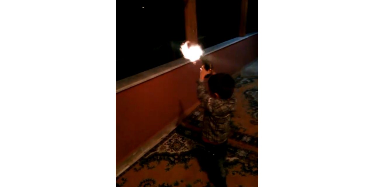 Sakarya’da pes dedirten görüntü: 4 yaşındaki yeğeninin eline silahı verip ateş ettirdi