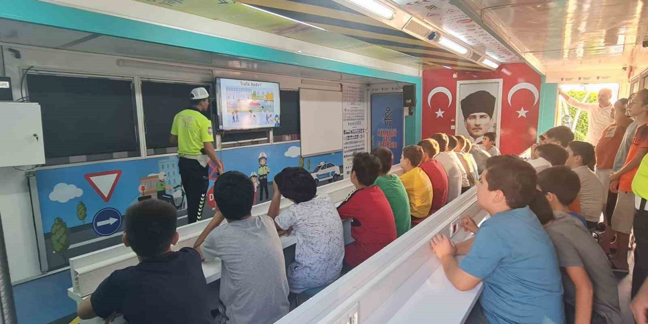 Fethiye emniyetinden ’Mobil Trafik Eğitim Tırı’