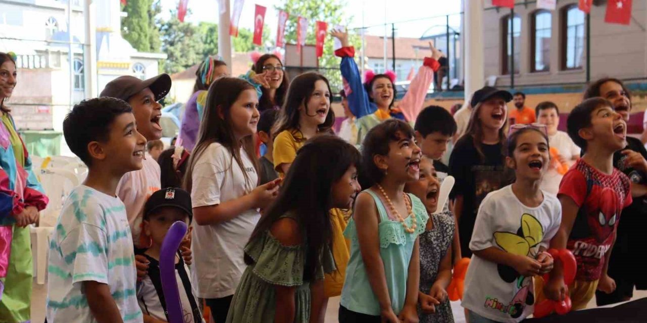 "Bizim Köyde Şenlik Var" programı başladı