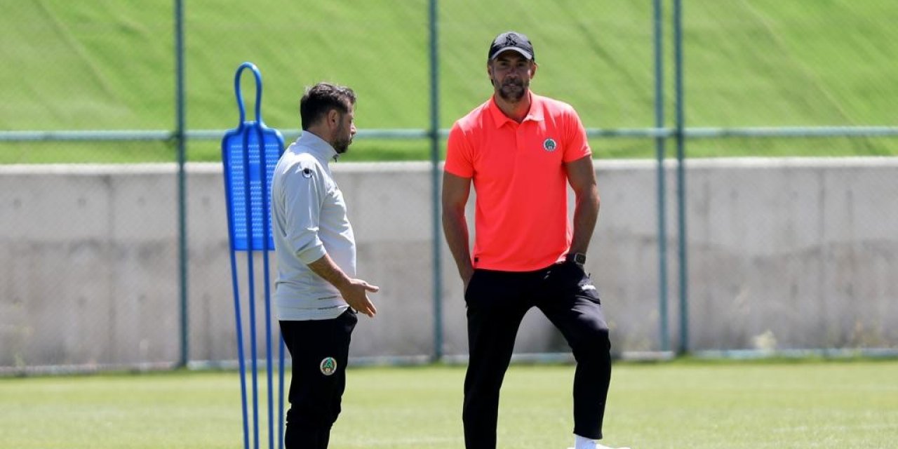 Alanyaspor Erzurum kampında çalışmalarını sürdürdü