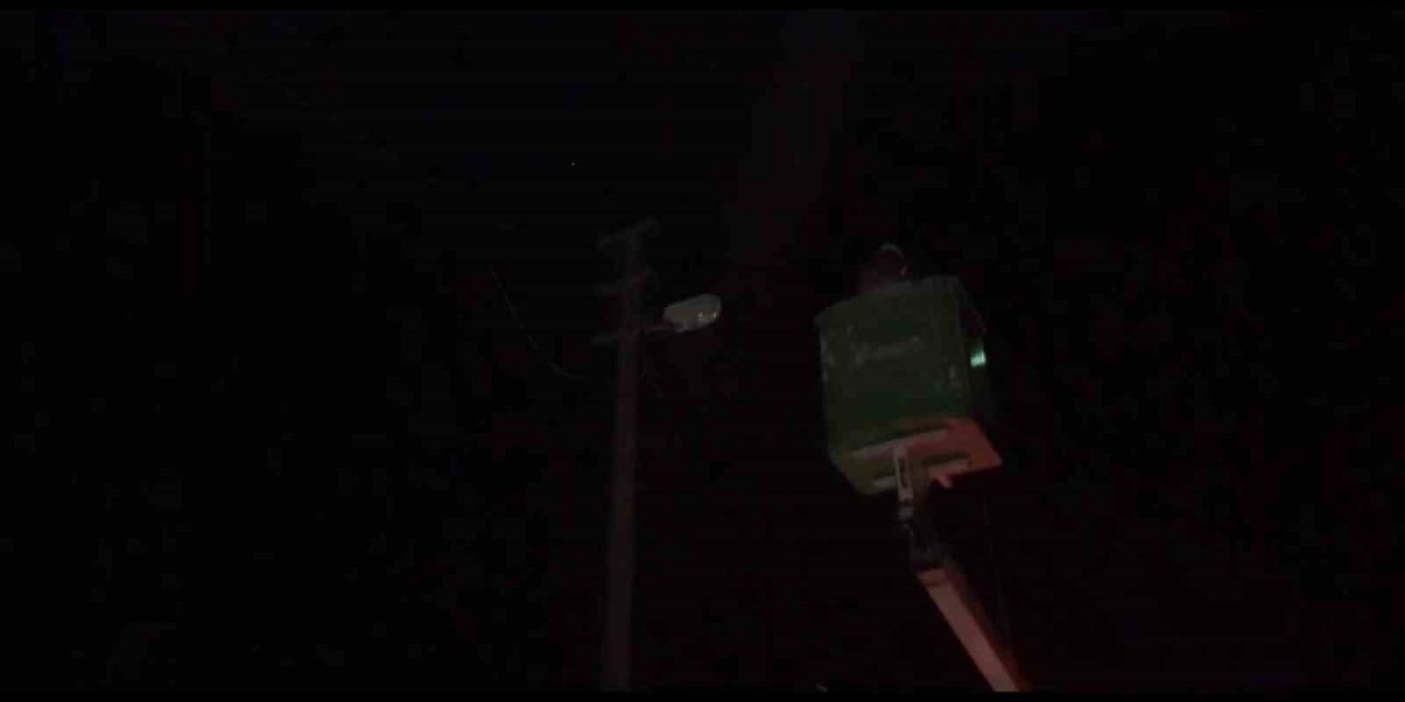 Düğünde ateş açan maganda mahalleyi karanlığa gömdü