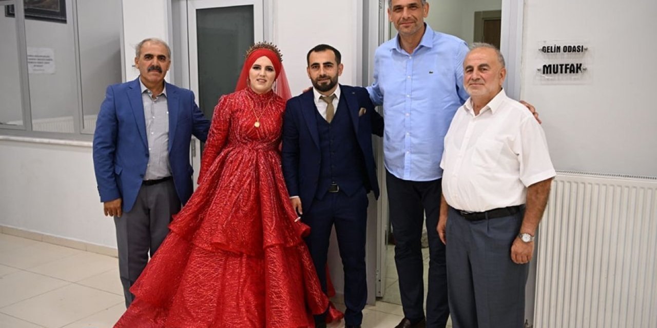 Başkan Kocaman, vatandaşların mutlu günlerine ortak oluyor