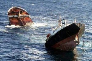 Gemi battı: 11 gemici kayıp