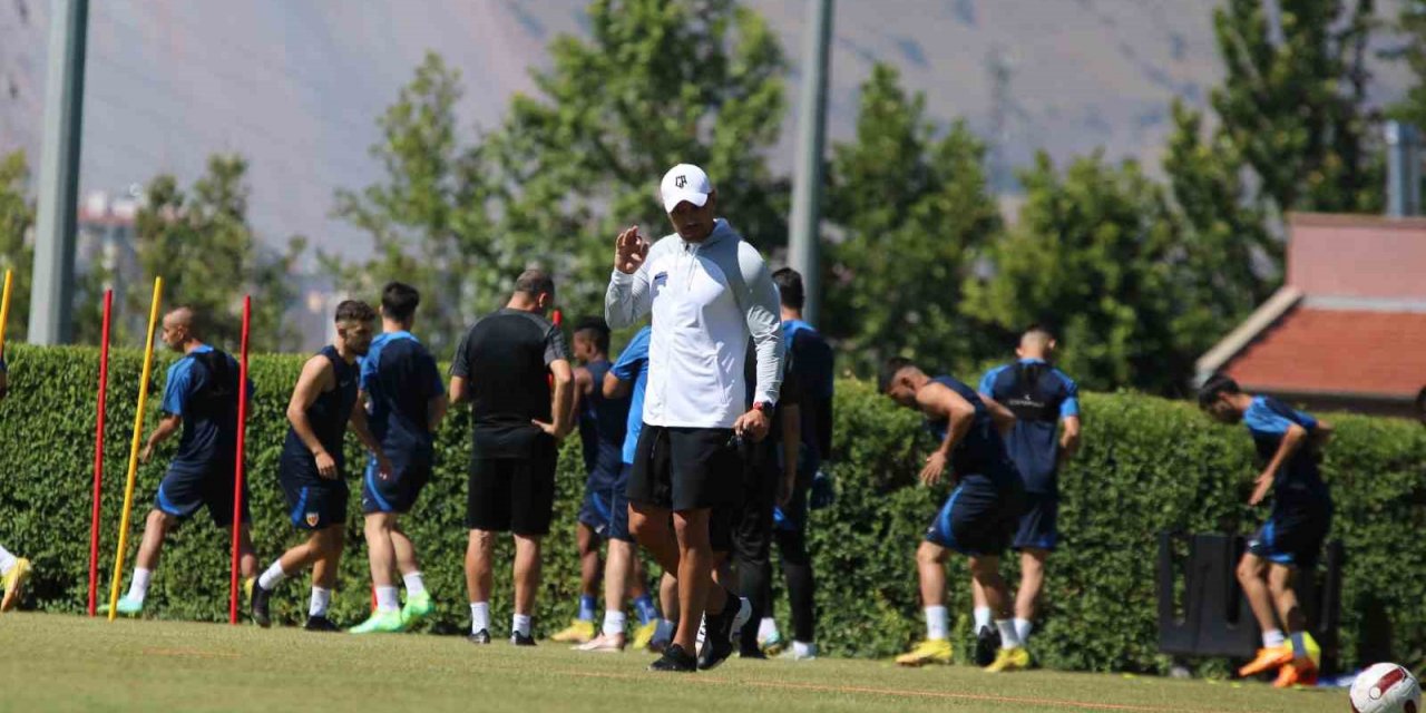 Kayserispor Teknik Direktörü Çağdaş Atan’dan ayrılık sinyali