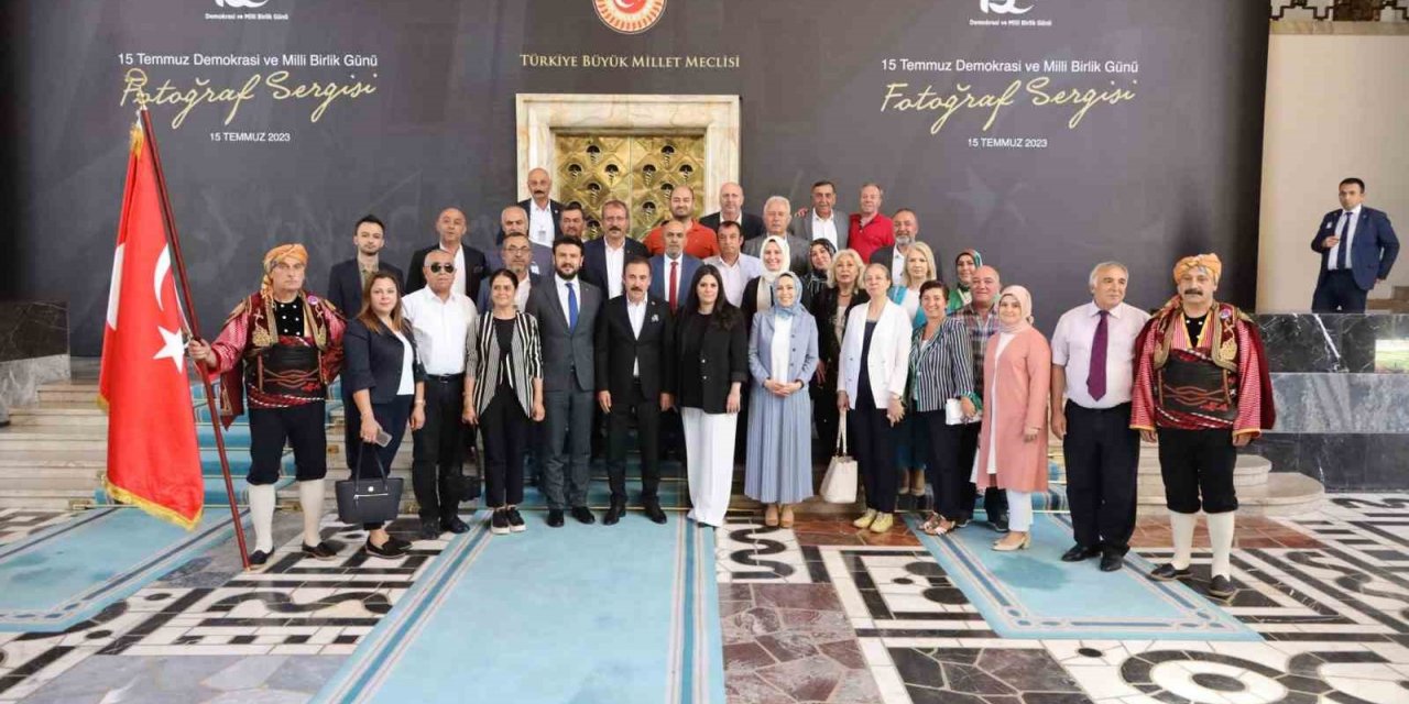 Ankaralılardan AK Parti Ankara Milletvekillerine hayırlı olsun ziyareti