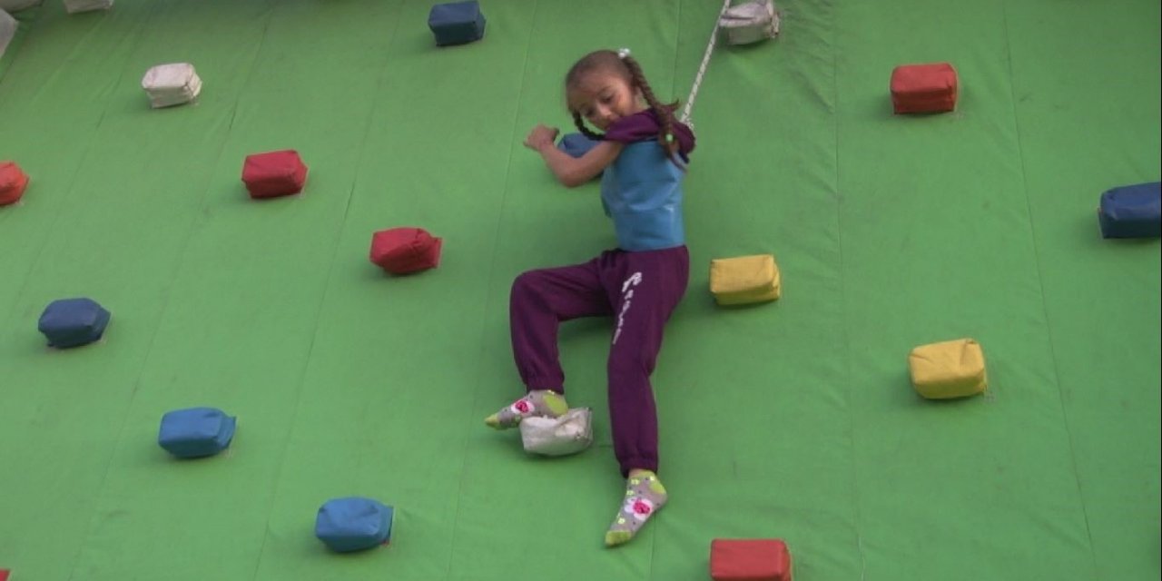 Pursaklar’da 3. Çocuk Şenliği düzenlendi