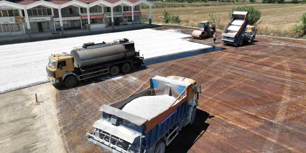 Serik Çandır Toptancı Hali, baştan sona yenilendi