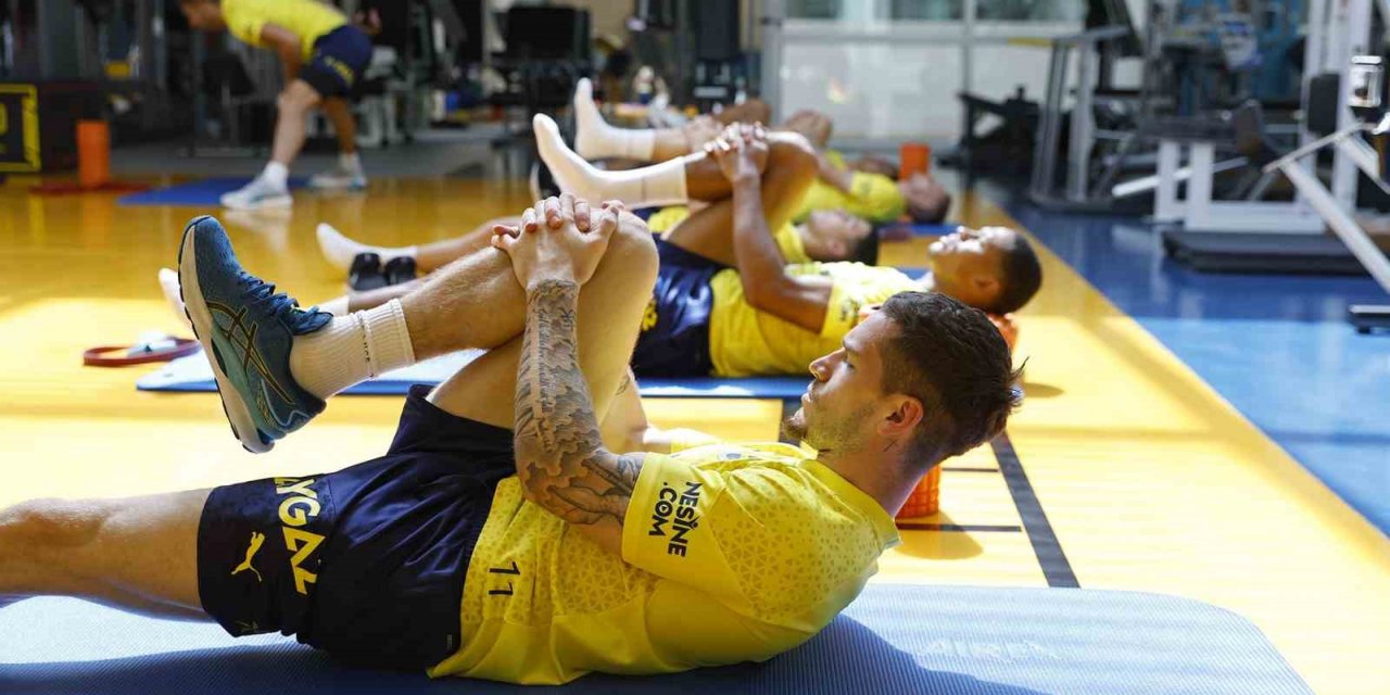 Fenerbahçe salonda çalıştı