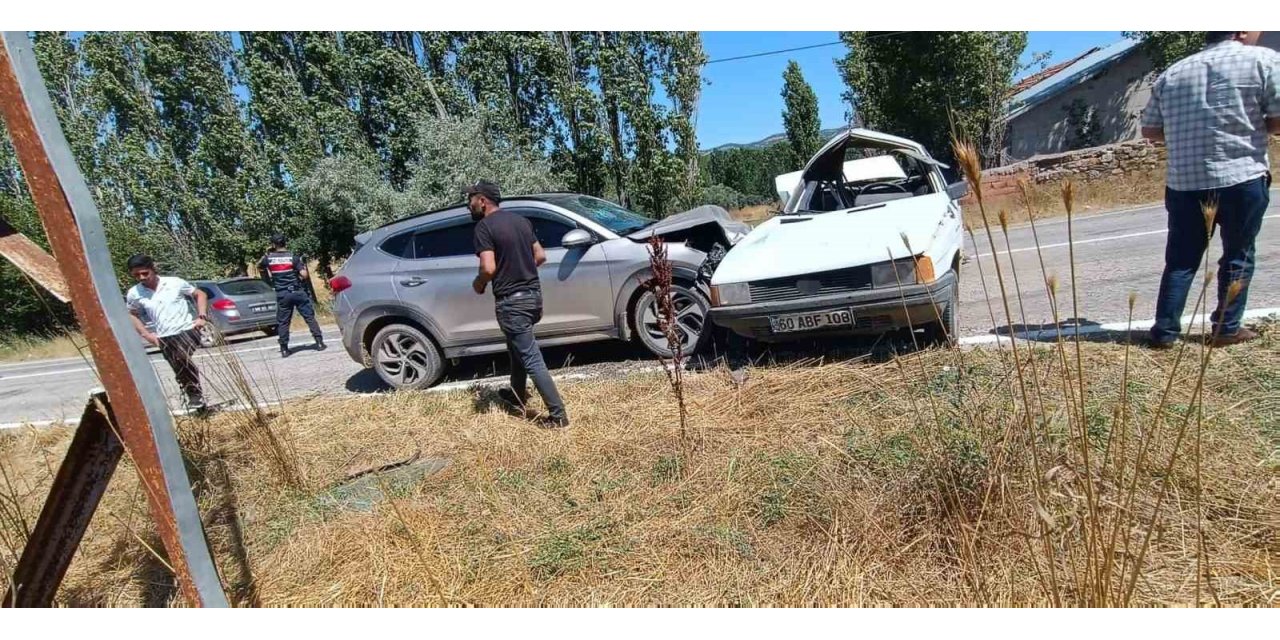 Tokat’ta trafik kazası: 1 ölü 4 yaralı