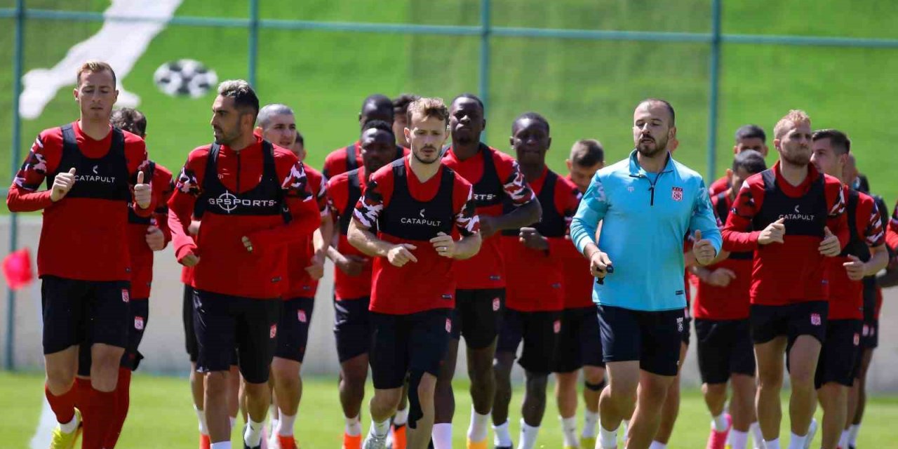 Sivasspor yeni sezona Erzurum’da hazırlanıyor