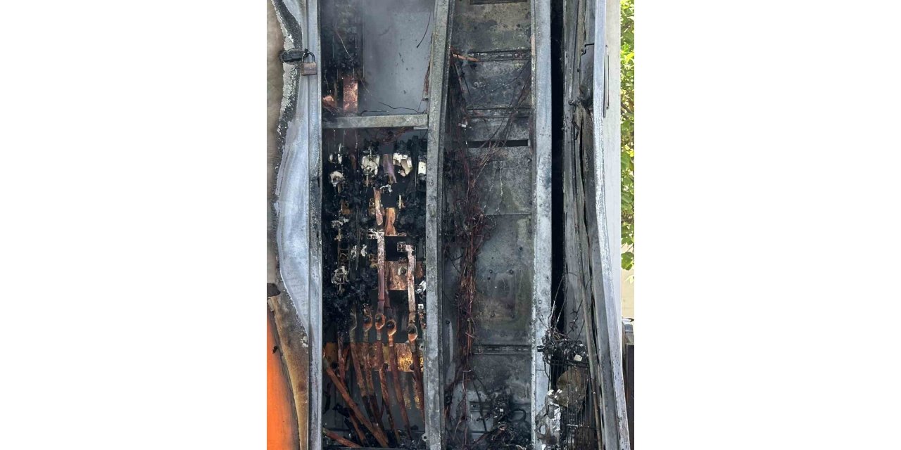 Kuşadası’nda mobil trafo yangını korkuttu