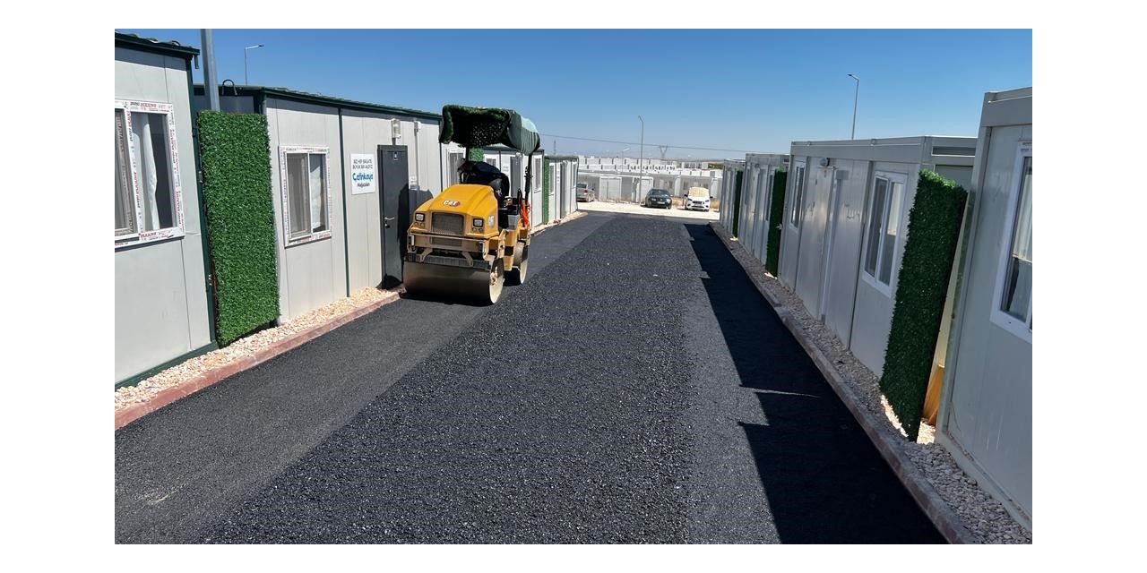 Konteyner kentte asfaltlama çalışmaları devam ediyor