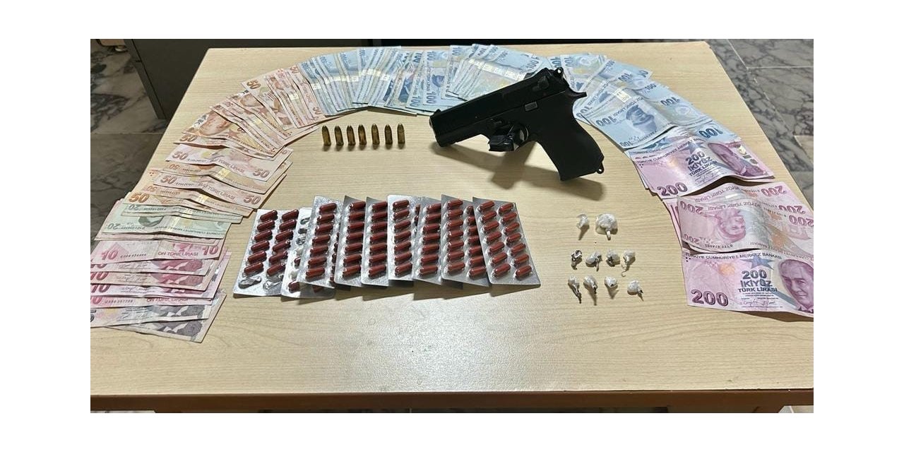 İzmir ŞUT timi zehir tacirlerine göz açtırmıyor