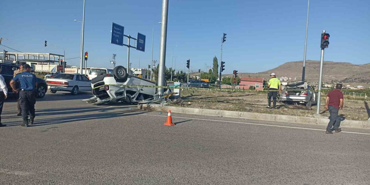 Develi’de trafik kazası: 4 yaralı