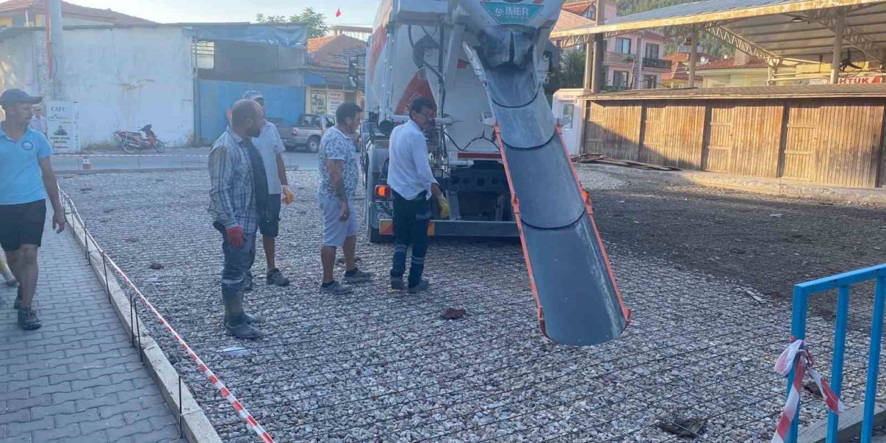 Yangından etkilenen 13 iş yeri için çalışmalar başladı