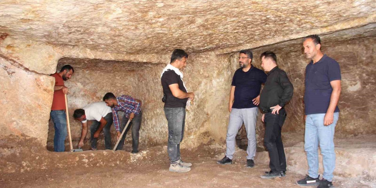 Sulama kanalı çalışmasında Roma Dönemi’ne ait bin 800 yıllık mezar bulundu