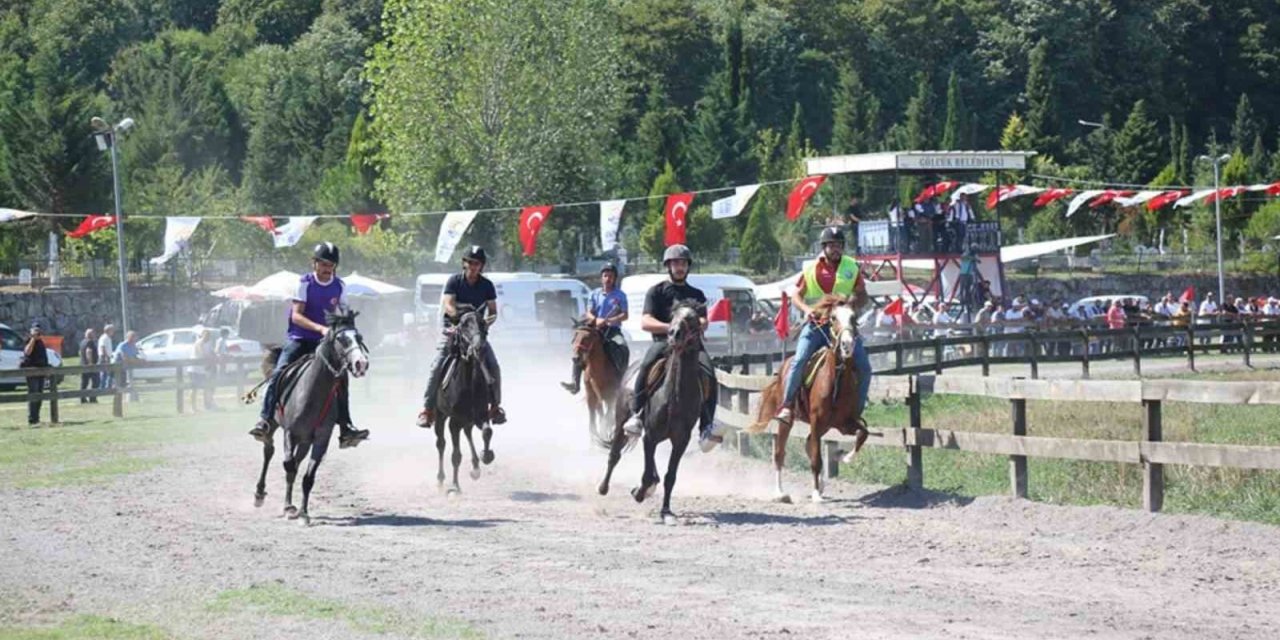 Rahvan at yarışları heyecanı pazar günü yaşanacak