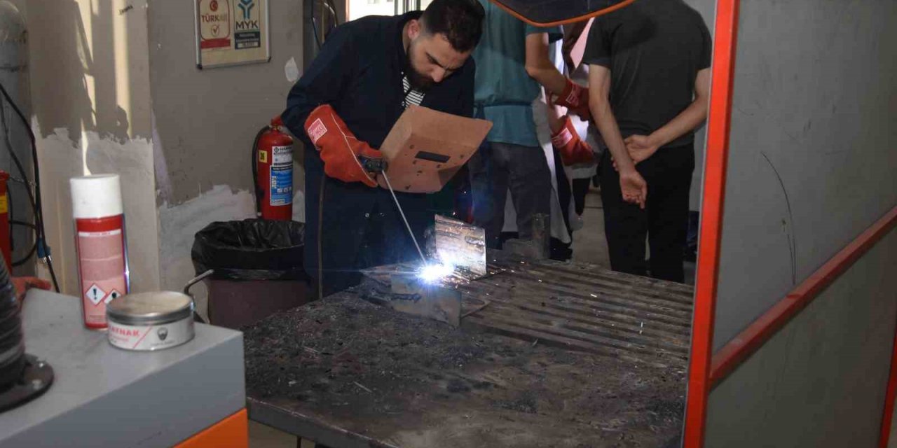 Gaziantep’te Mesleki Eğitim Ve İstihdam Projesi başladı