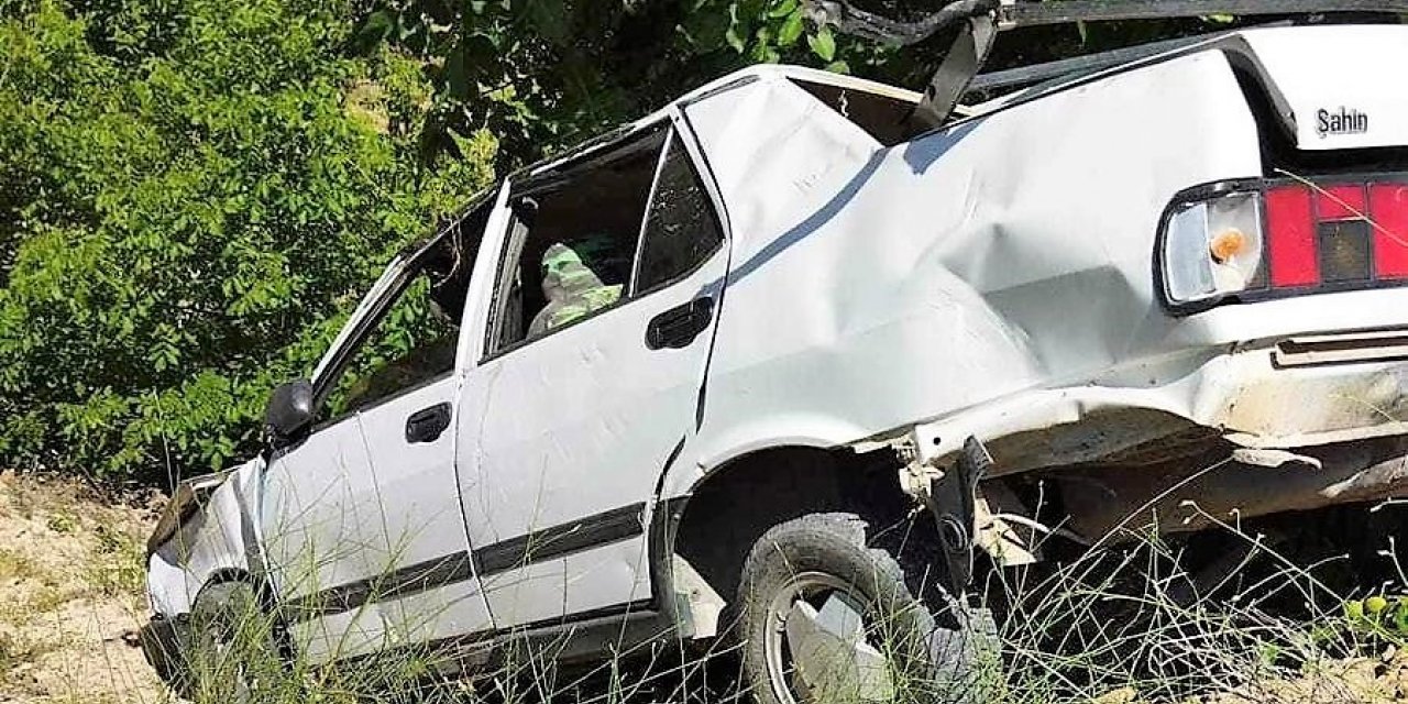 Şarampole uçan otomobil sürücüsü hayatını kaybetti