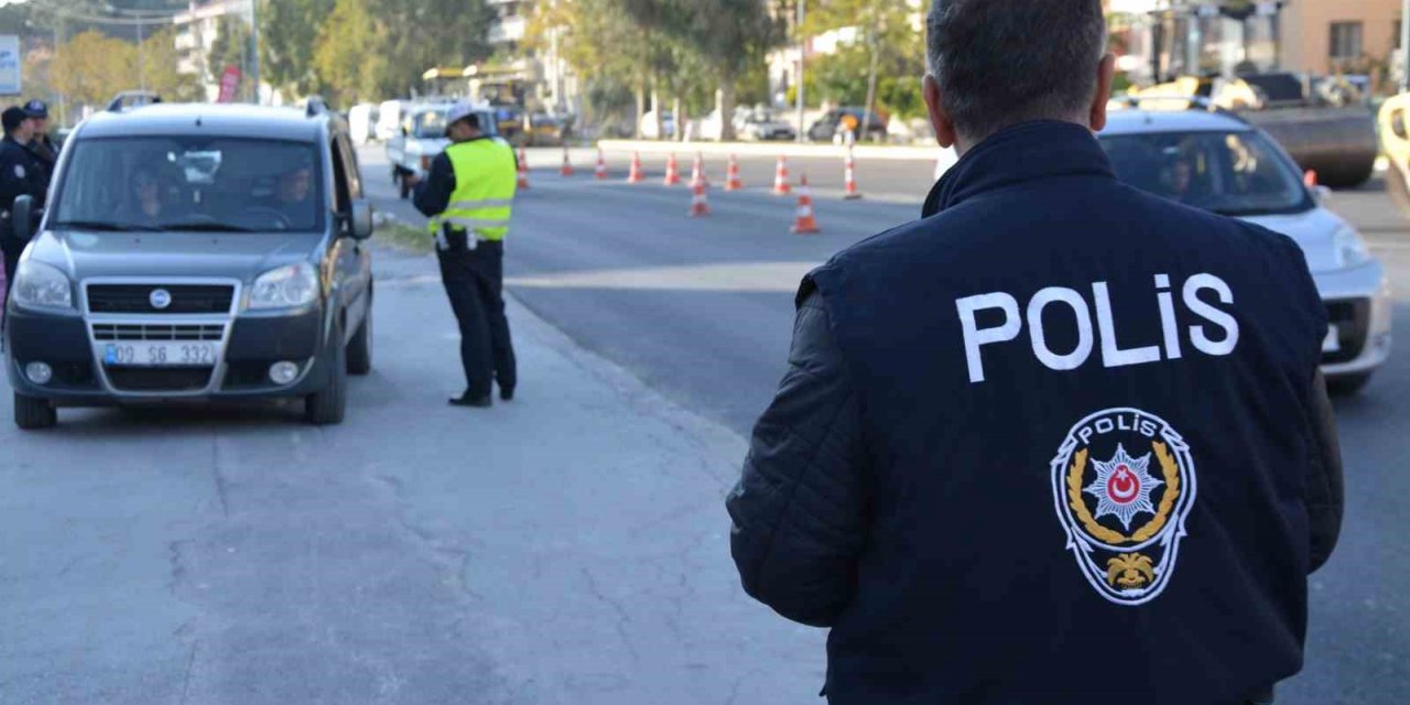 Söke’de sivil trafikçiler, kuralsızlara acımadı