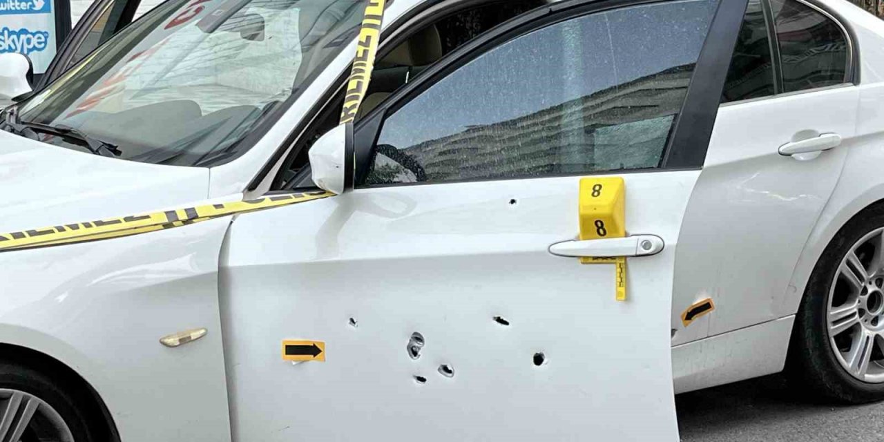 Kardeşinin kiraladığı araçta kurşun yağmuruna tutuldu