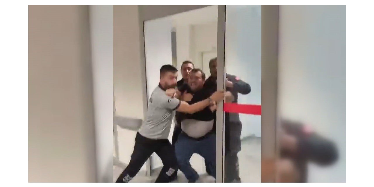 Erzincan’da sendika temsilcileri hastanede birbirine girdi