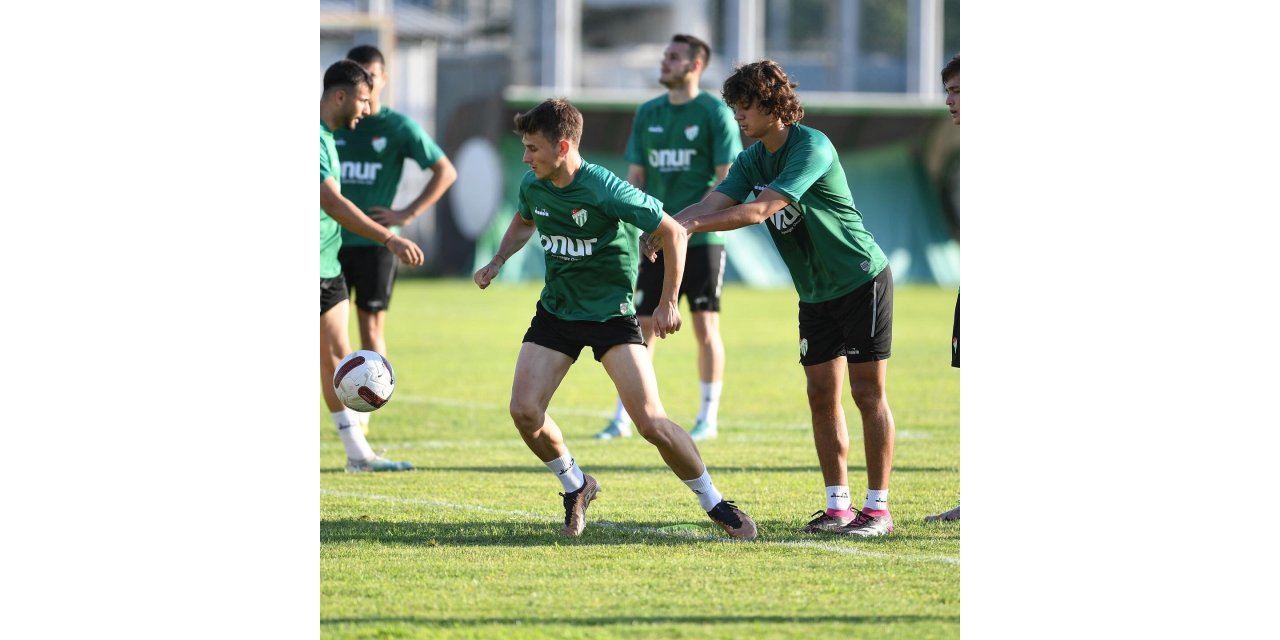 Bursaspor’da hazırlıklar devam ediyor
