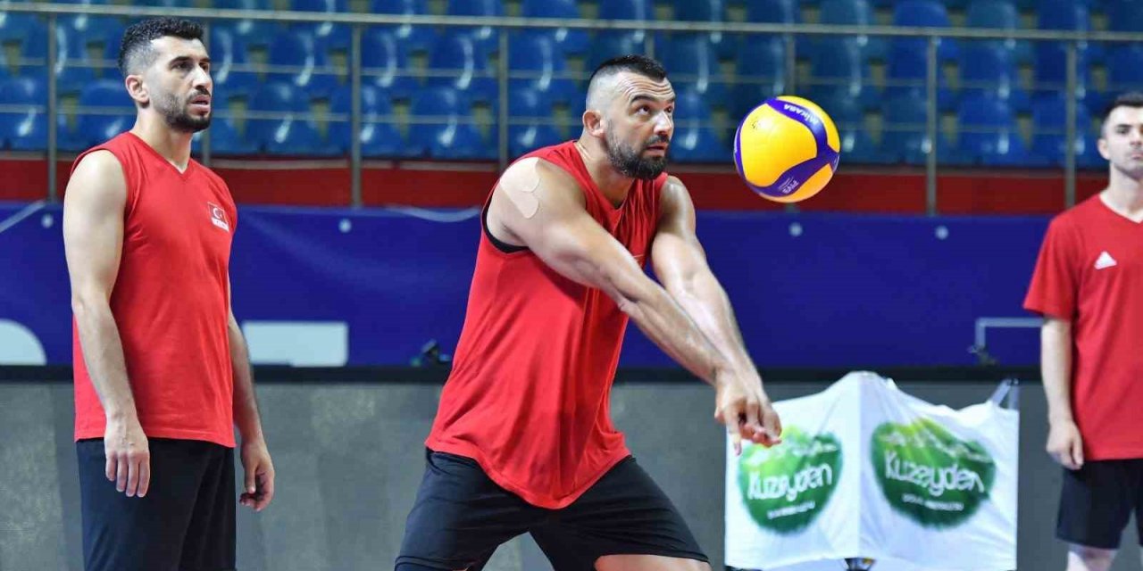 Filenin Efeleri’nin, FIVB Challenger Kupası kadrosu belli oldu