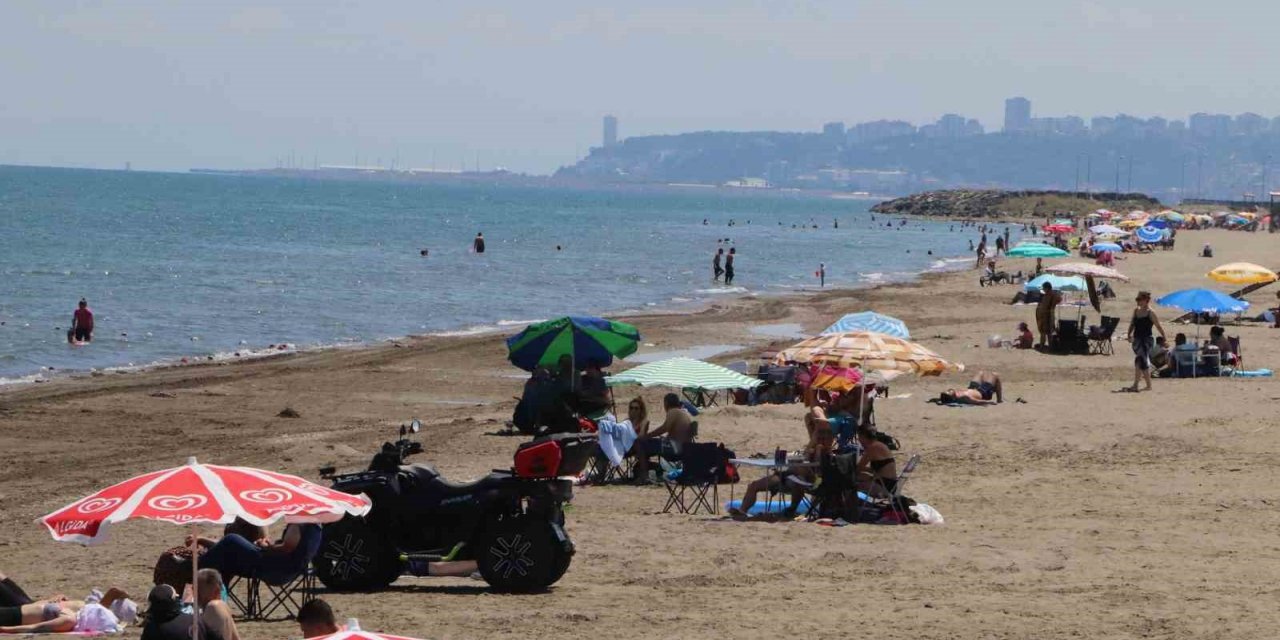 Samsun plajları hareketlendi