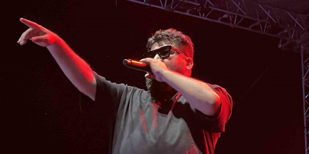 Rap rüzgarı Akçakoca’da esti