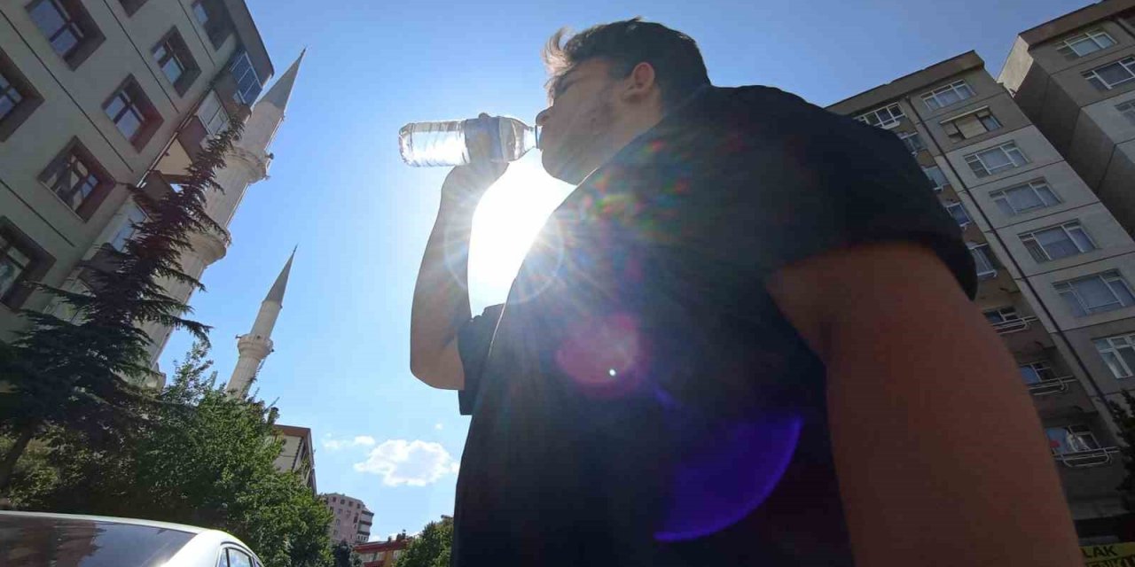 Sıcak havalarda su tüketimi hayati önem taşıyor