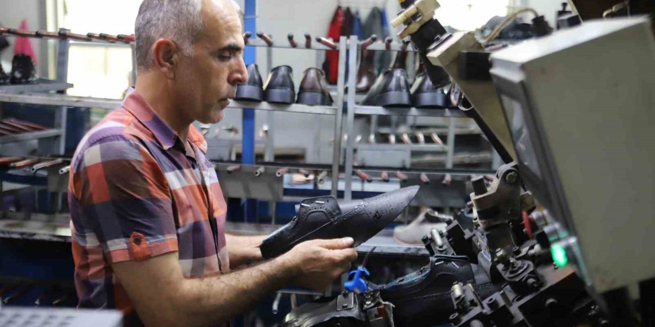 Rus-Ukrayna savaşı ile Avrupalı ülkeler yönünü Gaziantepli ayakkabı üreticilerine çevirdi
