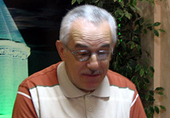 'temelinde hadis kültürsüzlüğü var'