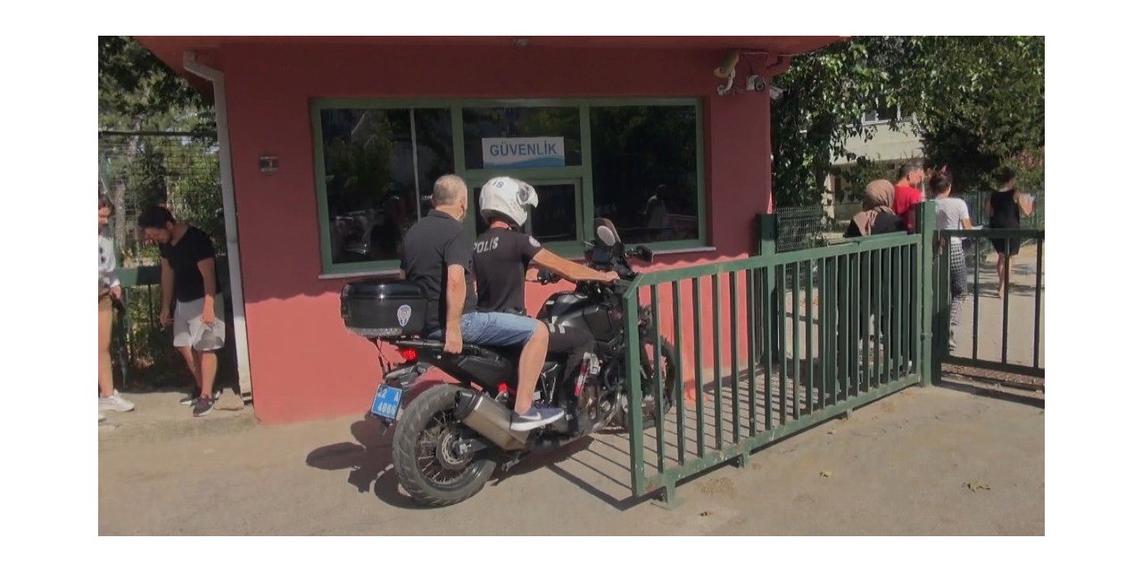 Sınava geç kalan adayı okula motosikletli Yunus ekibi ulaştırdı