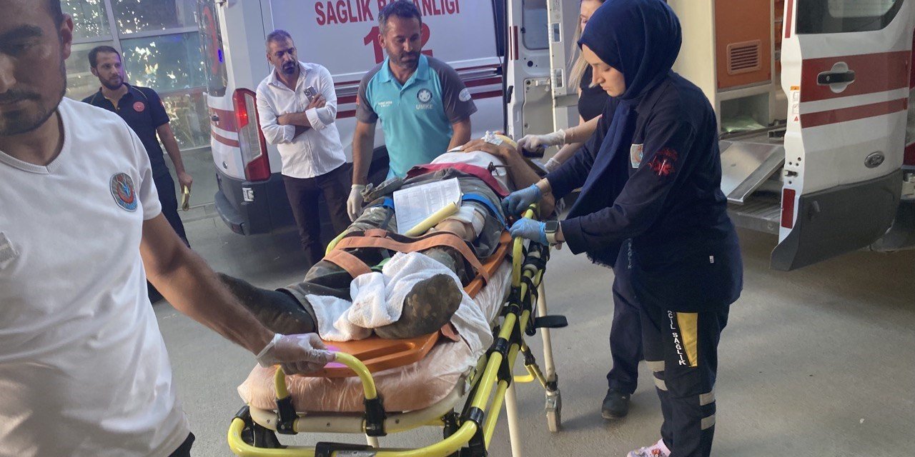 Adıyaman’da inşaat iskelesi devrildi: 2 yaralı