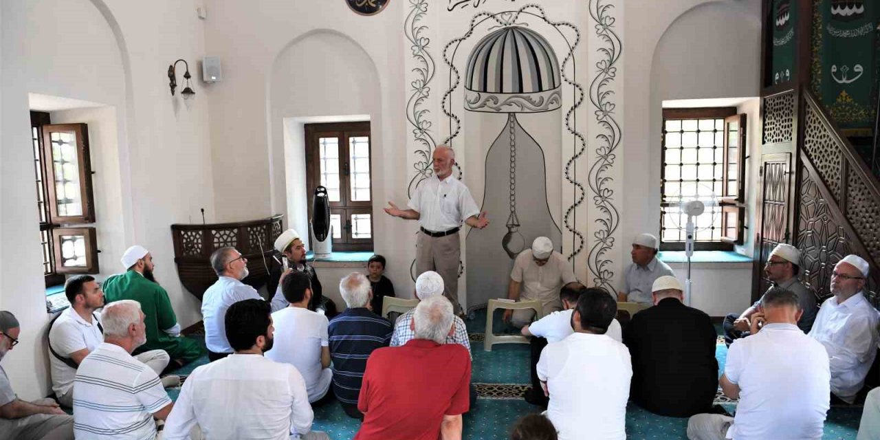 Kediler Tekkesi’nin son şeyhi dualarla anıldı