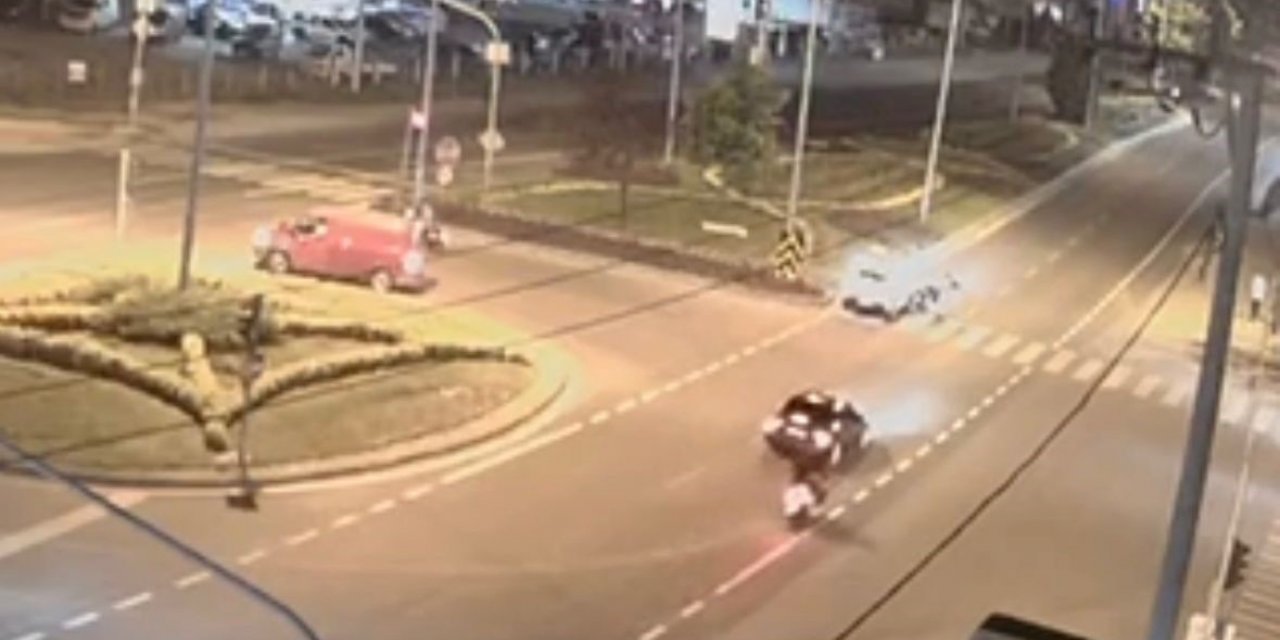 Anne ve çocukları otomobilin altında kalmaktan son anda böyle kurtuldular
