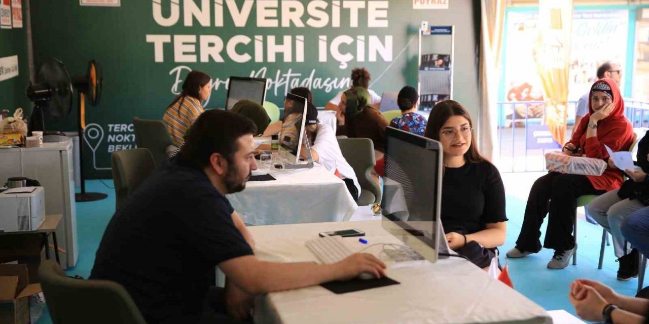 Üniversite adaylarına tercih danışmanlık hizmeti