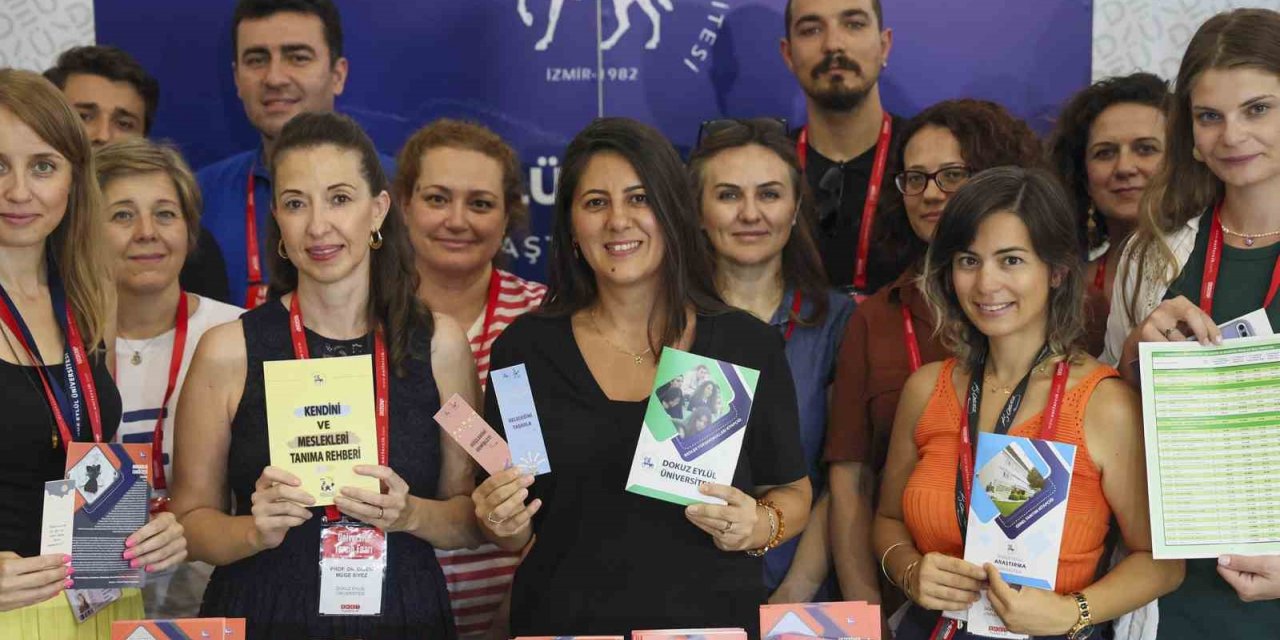 DEÜ, tercih fuarında öğrencilerin gözdesi oldu